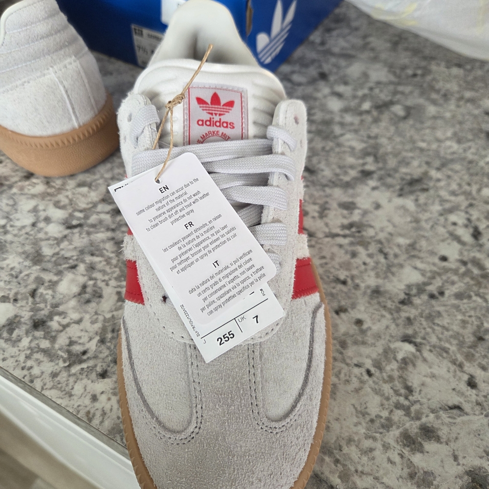 New adidas Samba XLG Women's Athletic Shoes in White, Red & Gum Bottom Sz 8.5 W - Picture 4 of 9